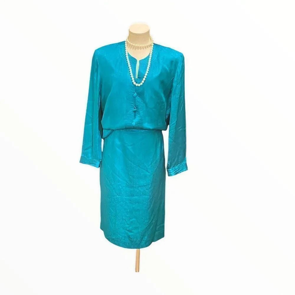 Timeless Elegance: Vintage 100% Silk Skirt Set